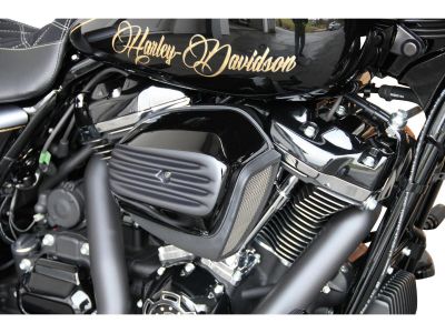 901877 - CULT WERK Special Air Filter Cover Black Gloss