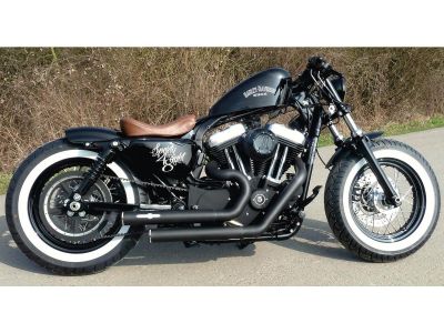 921586 - BSL Top Chopp Staggered Exhaust System , Without Heat Shield, Polished Smooth End Cap, Black 2,5"