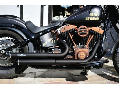 921589 - BSL Top Chopp Staggered Floorboard Exhaust System , Without Heat Shield, Polished Smooth End Cap, Black 2,5"