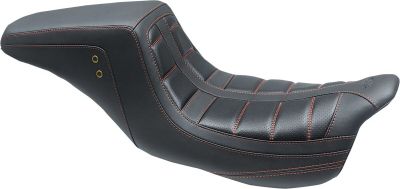08011372 - Mustang SEAT SQRBCK T&R BLK W/RED