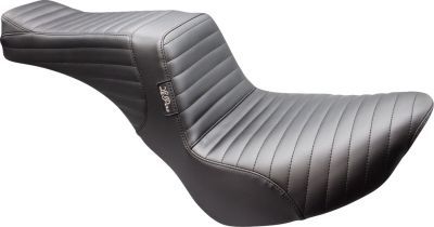 08021536 - Le Pera SEAT TAILWHIP PLEATED 18-23 FL