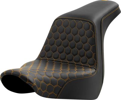 08021584 - SADDLEMEN SEAT STEP UP HC GOLD STITCH