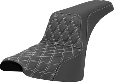 08021654 - SEAT STEP UP LS WHITE STITCH