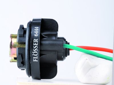 21300150 - FLOSSER SOCKET W/CABLE BULBS BA15S