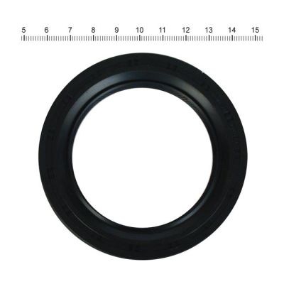 526026 - James oil seal, transmission mainshaft